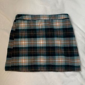 Plaid mini skirt